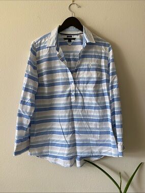 Tommy Hilfiger Blue and White Striped Button-Down Shirt